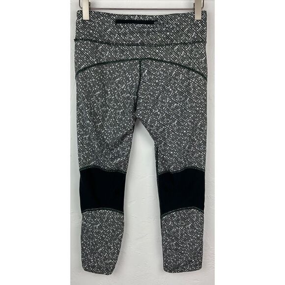 Nike Olive Green White Dri-Fit Striped Cropped Legging Small - Picture 5 of 6